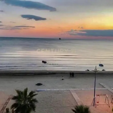 Livi Beachfront Appartamento